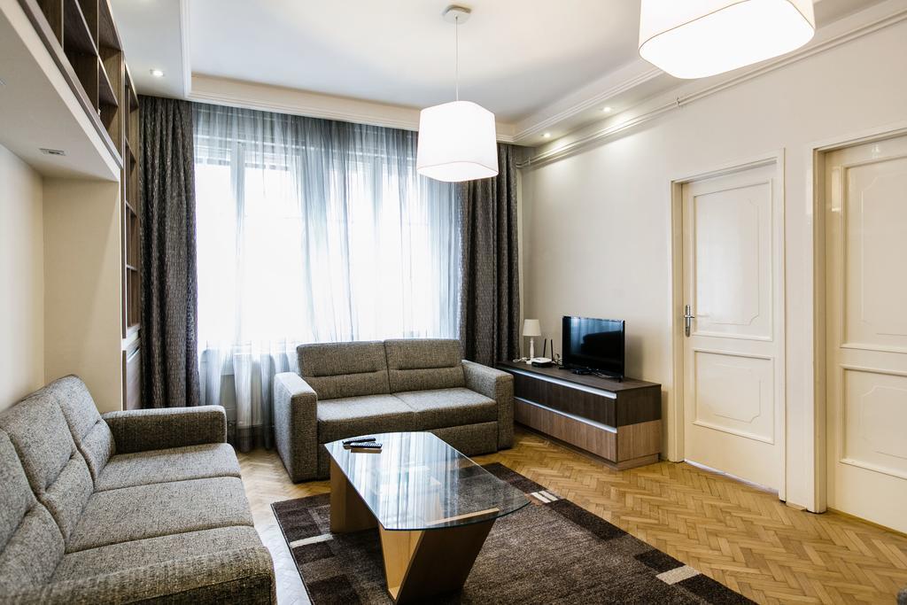 Apartment At Nagymezo Βουδαπέστη Εξωτερικό φωτογραφία
